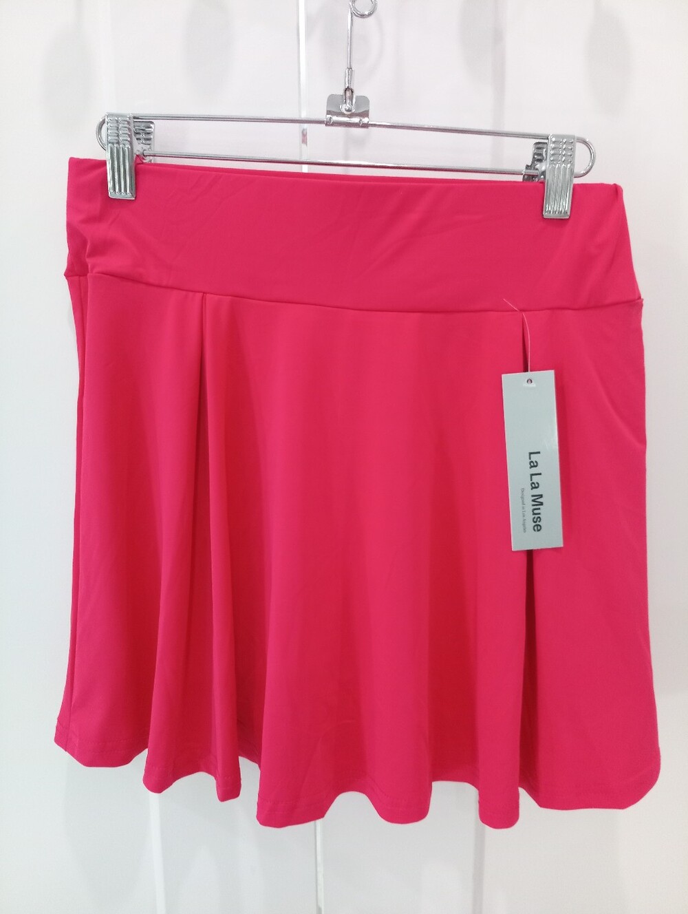 La La Muse high-waisted rose-colored athletic casual spot skort NWT Junior Large